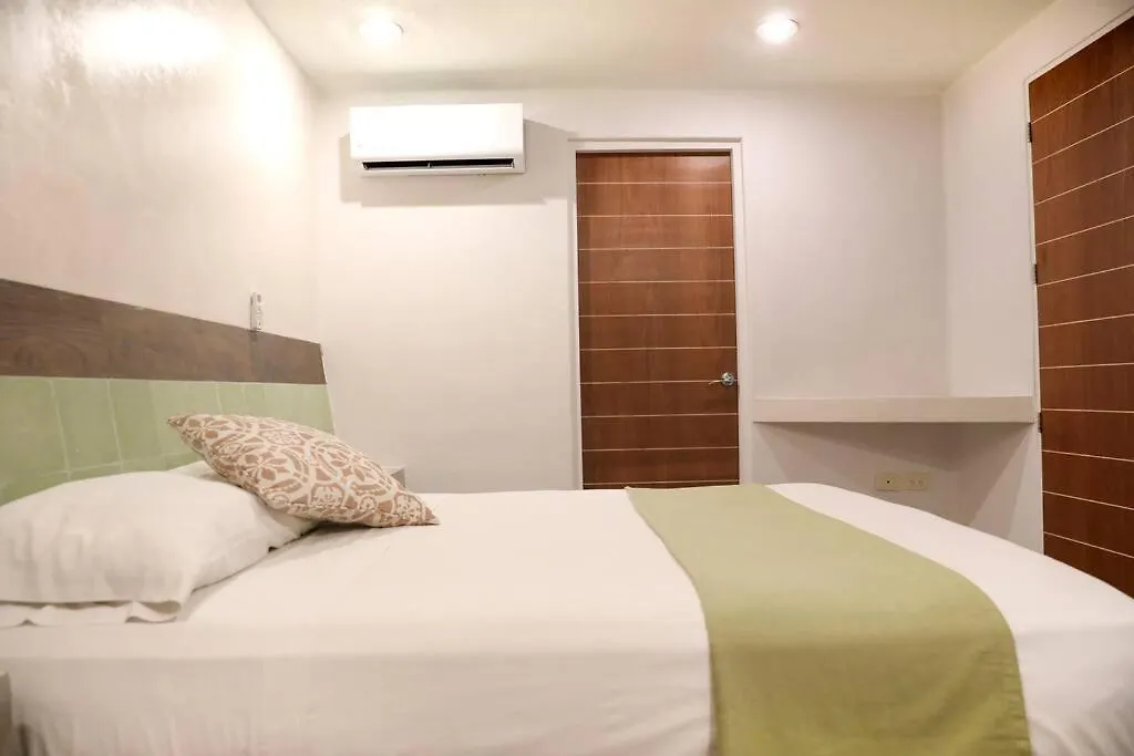 Paradisiaco Ph/ Vista Al Mar/ Terrace/ Apartamento Playa del Carmen 0*,  México